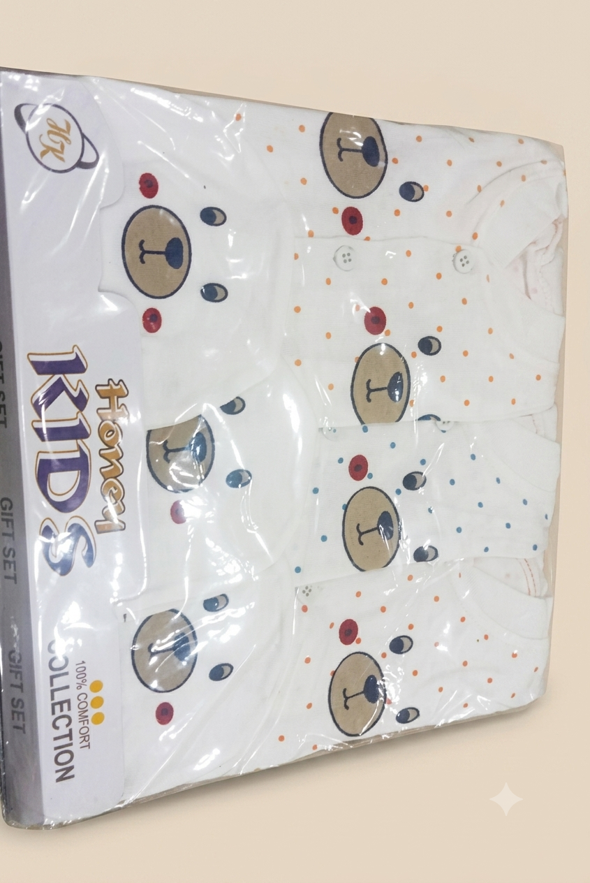 Cuddly Bear Polka Dot  & I ❤️ Mom Dad 3-Piece Baby Set (Shirts, Shorts & Beanie)
